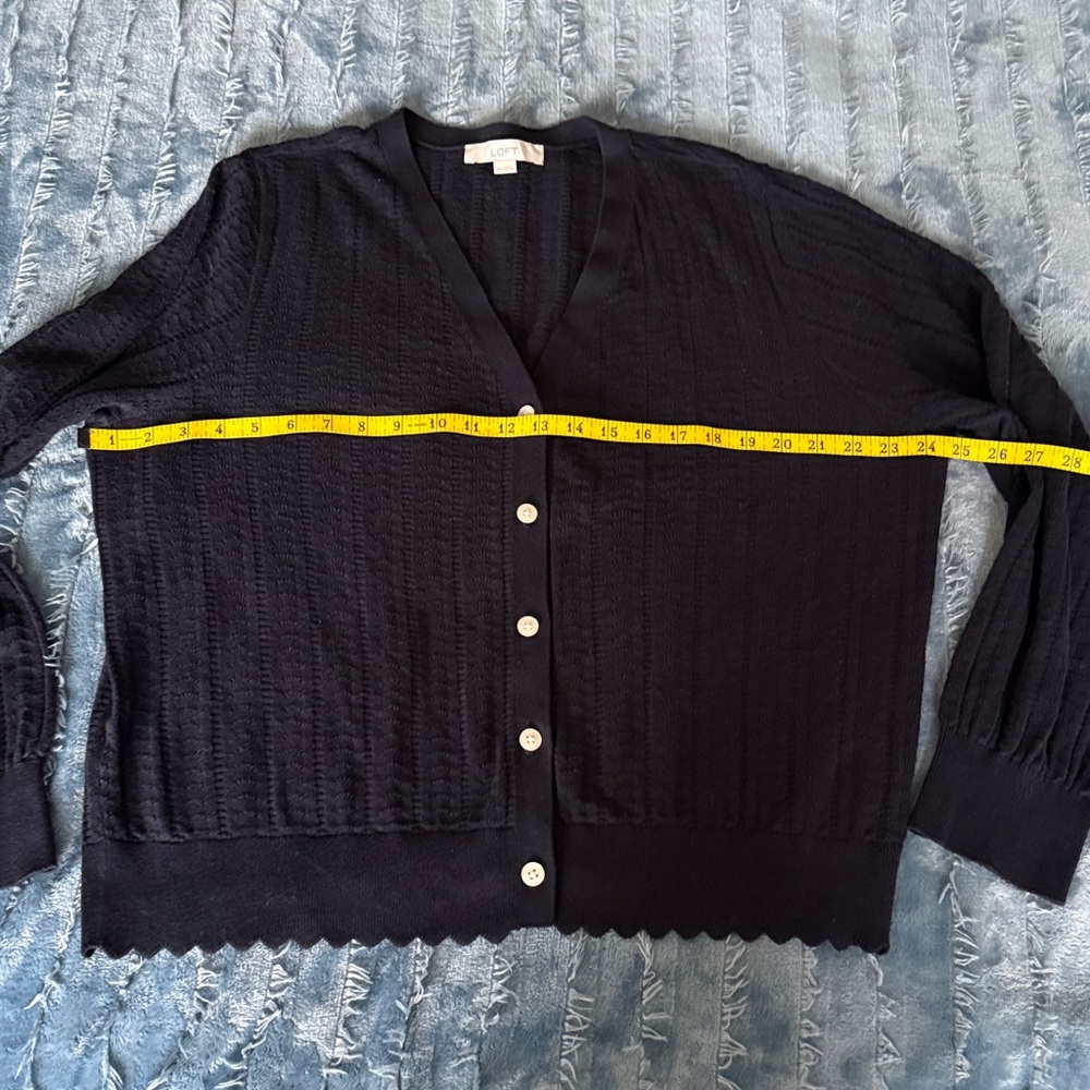 LOFT Scalloped Pointelle V-Neck Button front Cardigan in Navy, Women's Size XXL